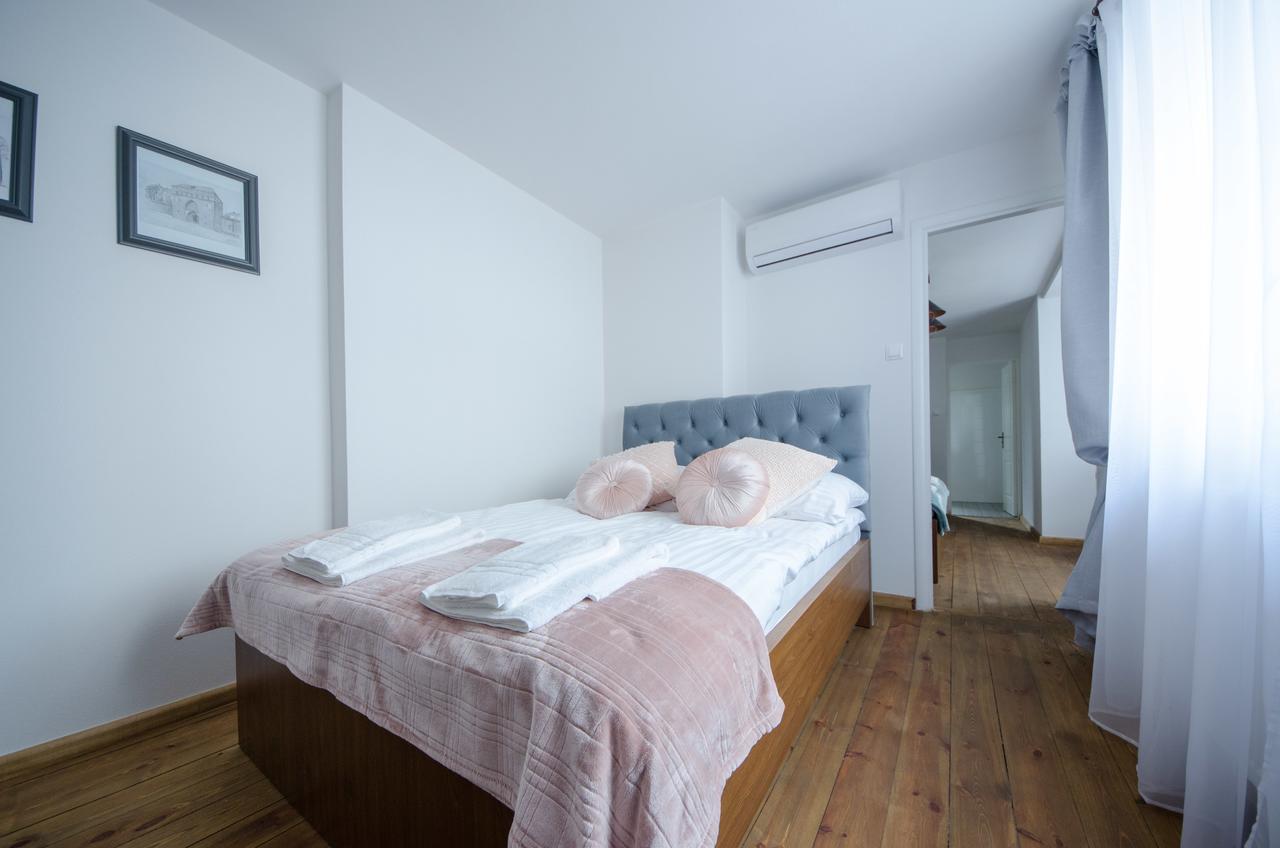Apartamenty Mieszczanskie U Golebiewskich Torun Exterior photo